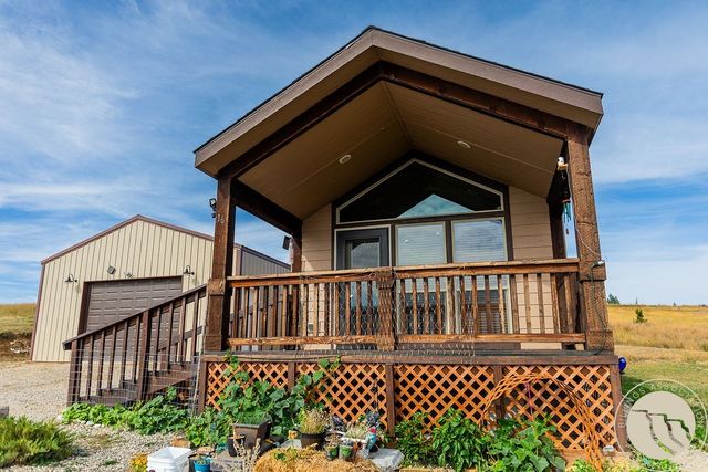 16 Wilson Lane, Roberts, MT 59070