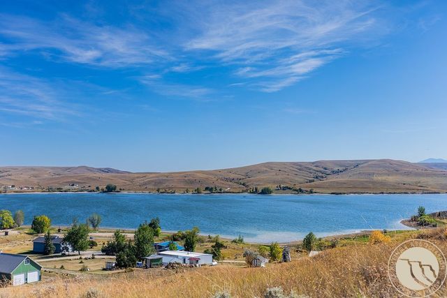 16 Wilson Lane, Roberts, MT 59070