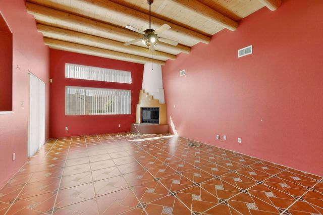 10517 Sorrento Drive NW, Albuquerque, NM 87114