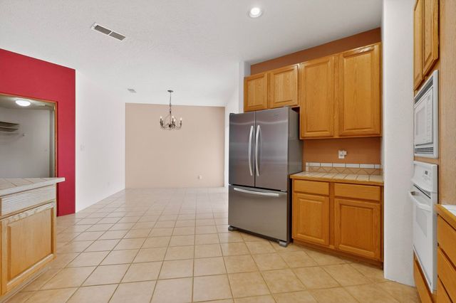 10517 Sorrento Drive NW, Albuquerque, NM 87114