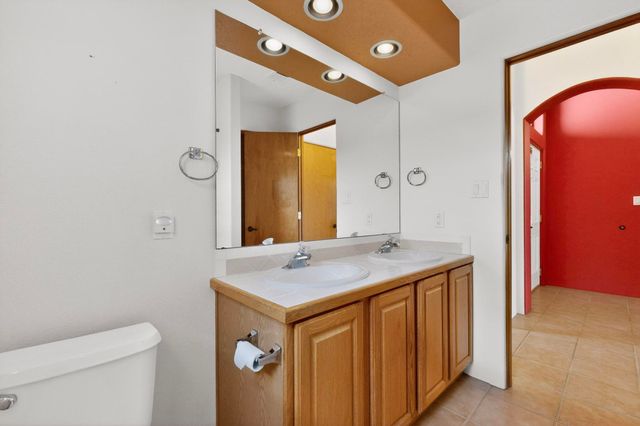 10517 Sorrento Drive NW, Albuquerque, NM 87114