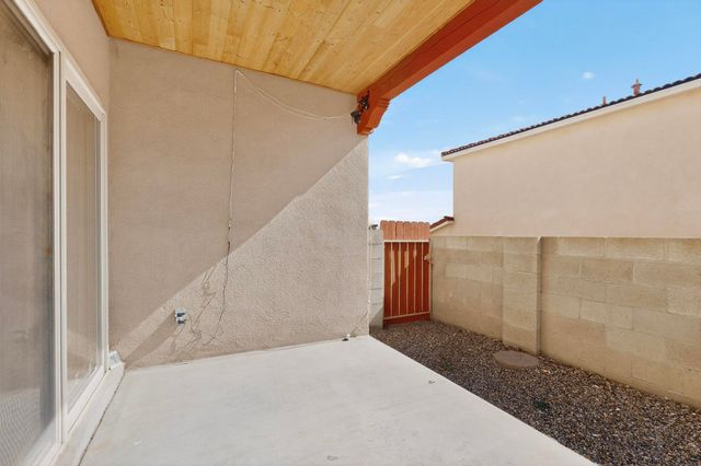 10517 Sorrento Drive NW, Albuquerque, NM 87114