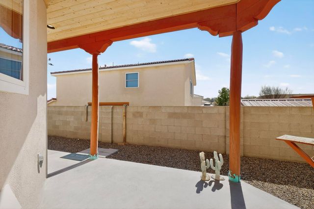 10517 Sorrento Drive NW, Albuquerque, NM 87114