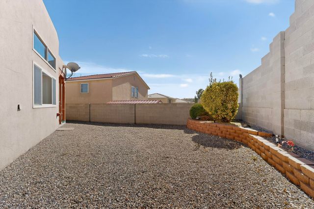 10517 Sorrento Drive NW, Albuquerque, NM 87114