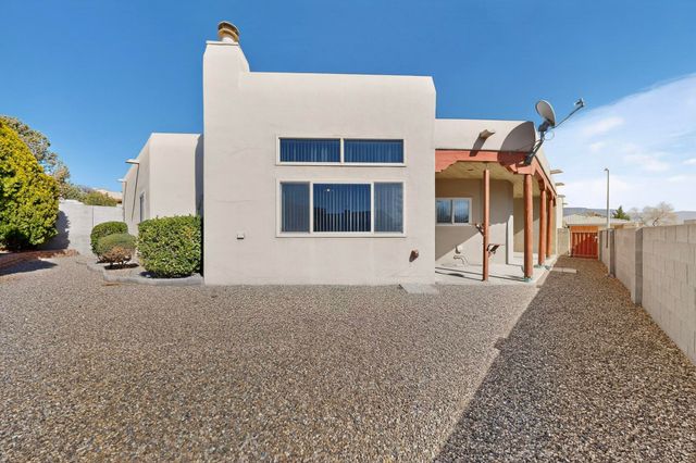 10517 Sorrento Drive NW, Albuquerque, NM 87114