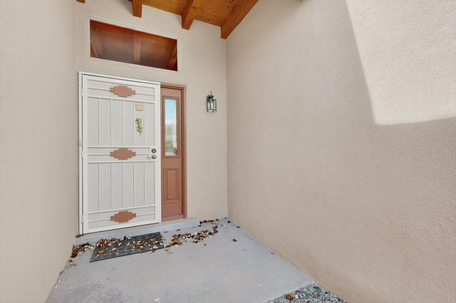 10517 Sorrento Drive NW, Albuquerque, NM 87114