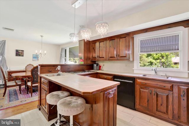 9 HOUSTON RD, Yardley, PA 19067