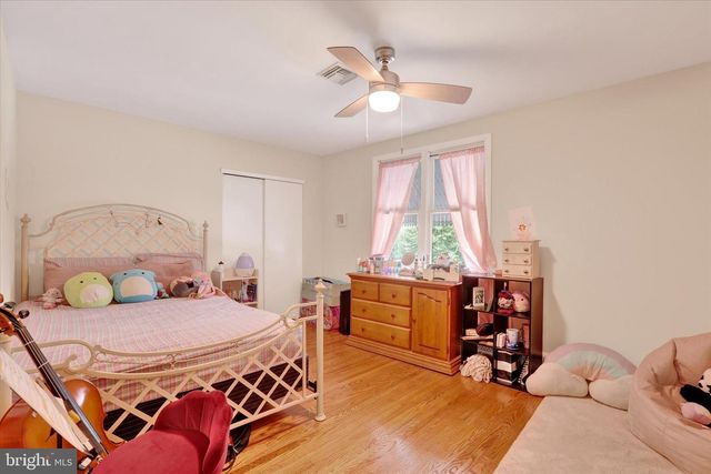 9 HOUSTON RD, Yardley, PA 19067