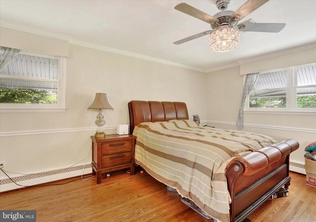 9 HOUSTON RD, Yardley, PA 19067
