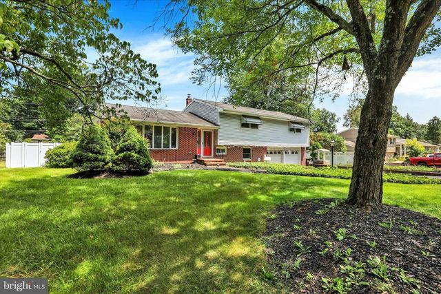 9 HOUSTON RD, Yardley, PA 19067