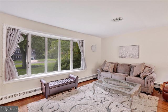 9 HOUSTON RD, Yardley, PA 19067