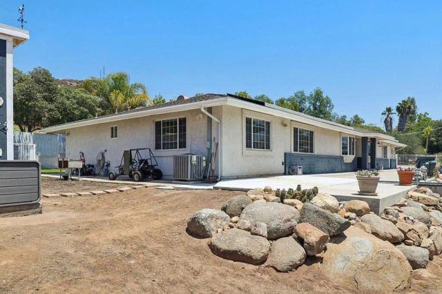 2318 Orchard Avenue, El Cajon, CA 92019