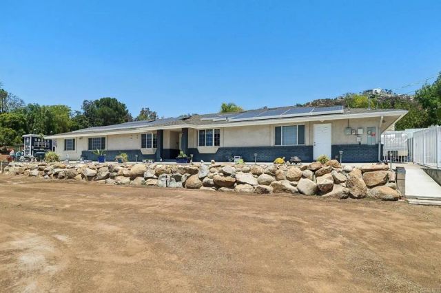 2318 Orchard Avenue, El Cajon, CA 92019