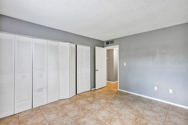 2864 N POWERS DRIVE 150, Orlando, FL 32818