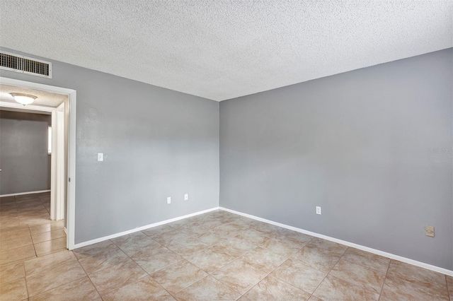 2864 N POWERS DRIVE 150, Orlando, FL 32818