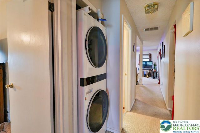 1929 Cloverdale Road, Bethlehem City, PA 18018