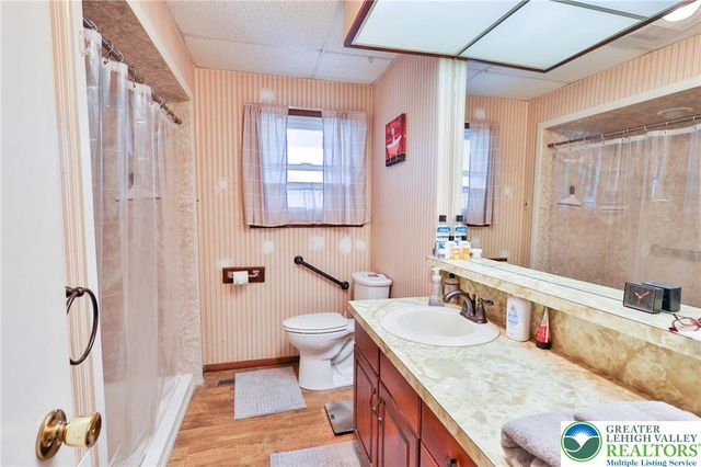 1929 Cloverdale Road, Bethlehem City, PA 18018