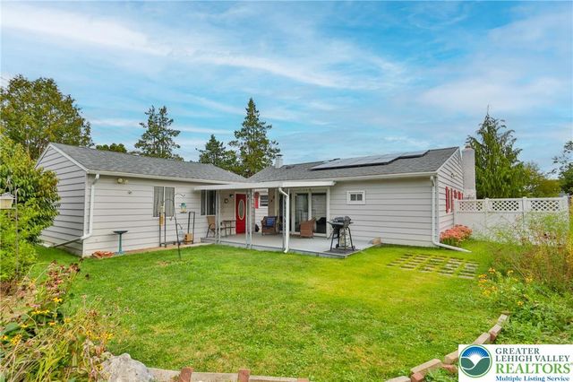 1929 Cloverdale Road, Bethlehem City, PA 18018