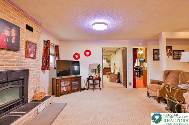 1929 Cloverdale Road, Bethlehem City, PA 18018