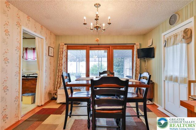 1929 Cloverdale Road, Bethlehem City, PA 18018