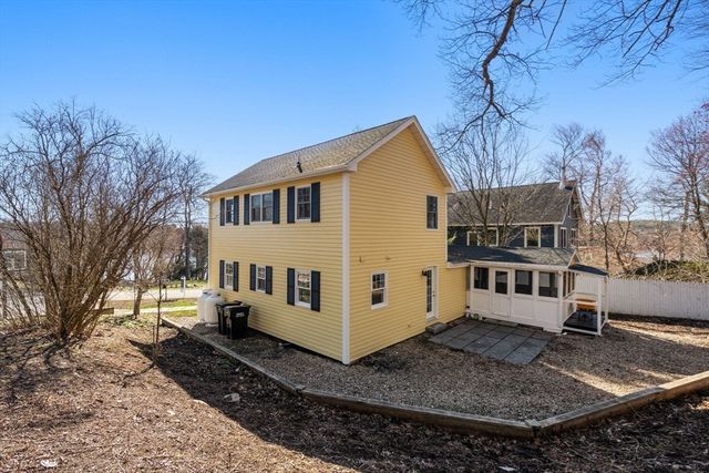 14 Dogwood Rd, Littleton, MA 01460