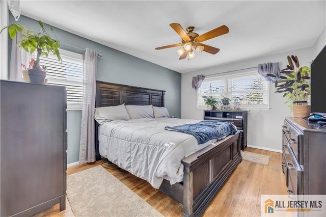 10 Lily Street, Sayreville, NJ 08859