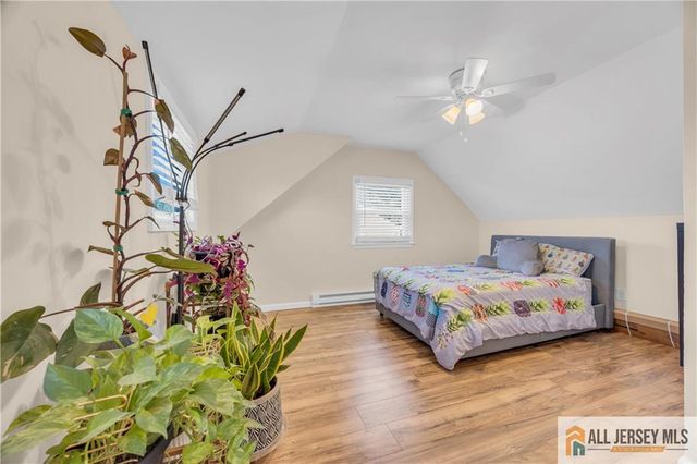 10 Lily Street, Sayreville, NJ 08859