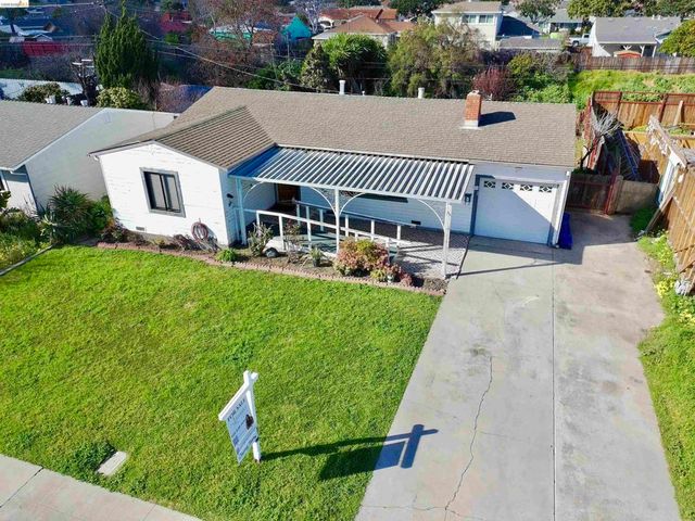 83 Beverly Dr, Salinas, CA 93905