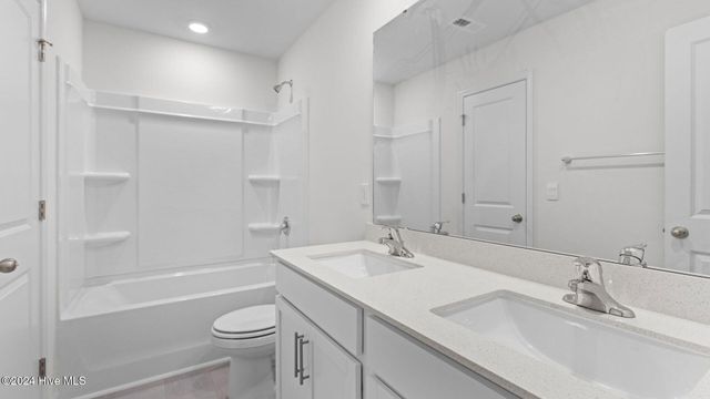 1533 Stone Wood Drive, Winterville, NC 28590