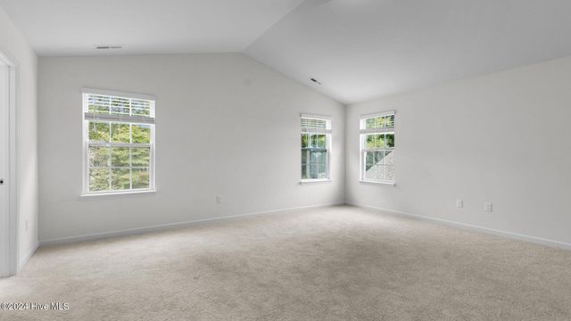1533 Stone Wood Drive, Winterville, NC 28590