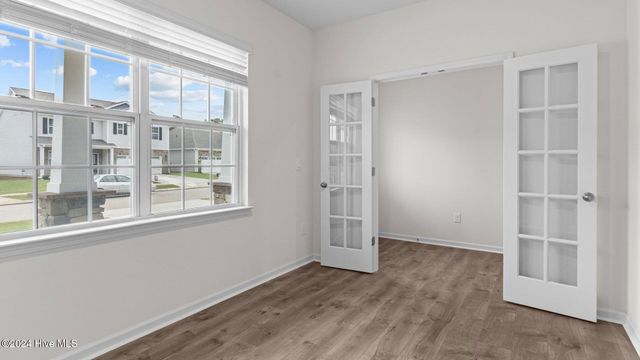 1533 Stone Wood Drive, Winterville, NC 28590