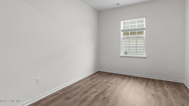 1533 Stone Wood Drive, Winterville, NC 28590