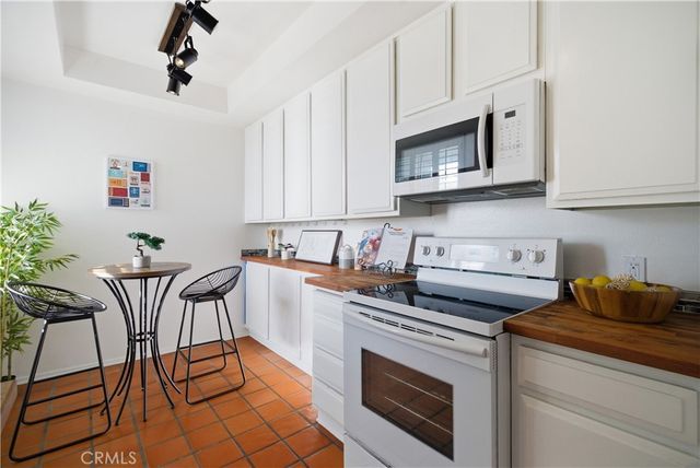 350 Paseo De Playa 308, Ventura, CA 93001