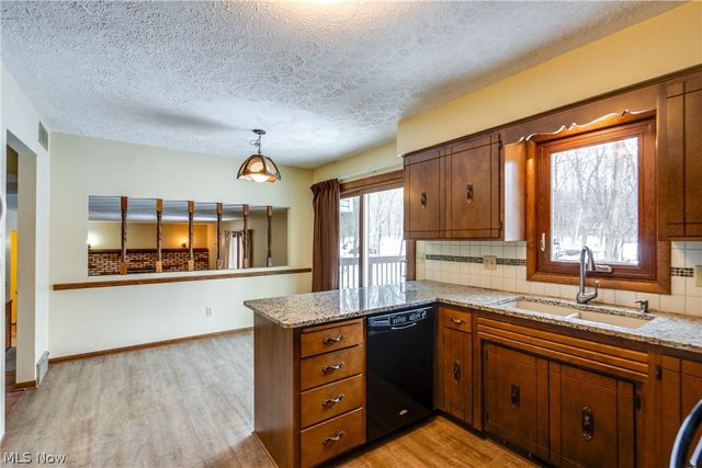 6180 Drexel Street NW, Massillon, OH 44646