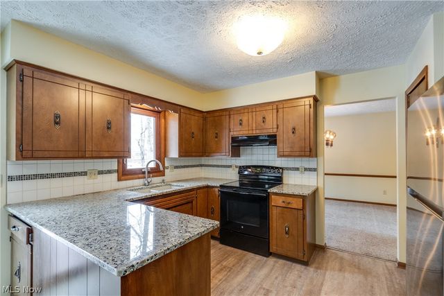 6180 Drexel Street NW, Massillon, OH 44646