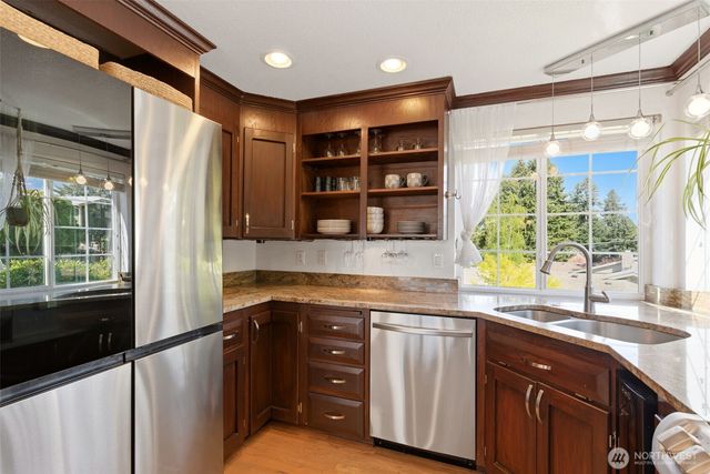 9922 71st Street SW, Lakewood, WA 98498