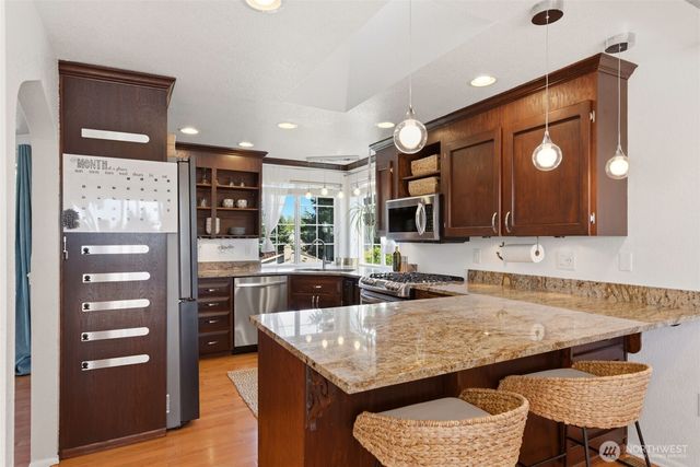 9922 71st Street SW, Lakewood, WA 98498
