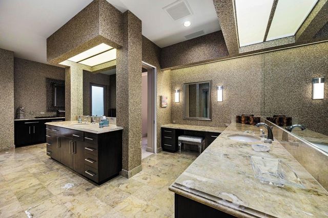 602 Rocky Creek, Palm Desert, CA 92260