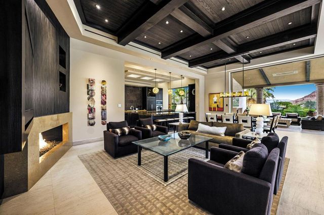 602 Rocky Creek, Palm Desert, CA 92260