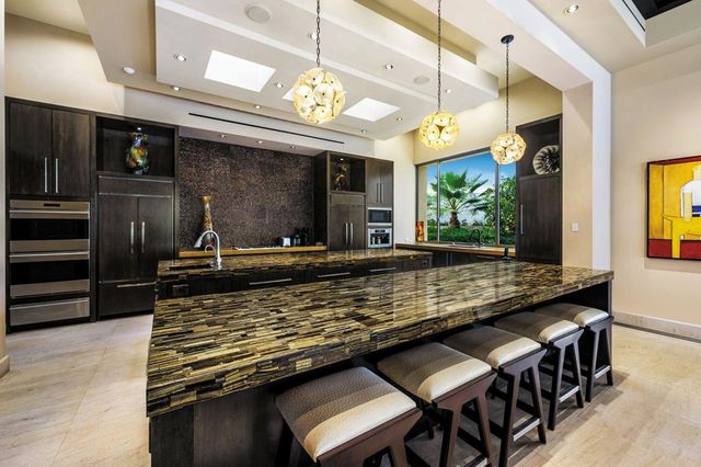 602 Rocky Creek, Palm Desert, CA 92260