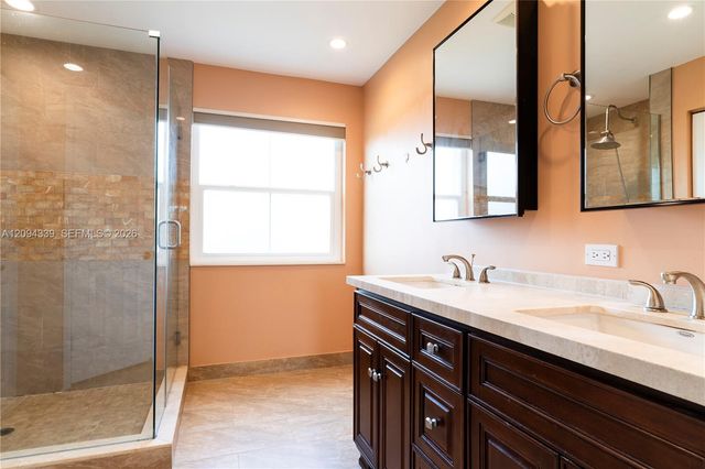 1306 Banyan Way 1306, Weston, FL 33327