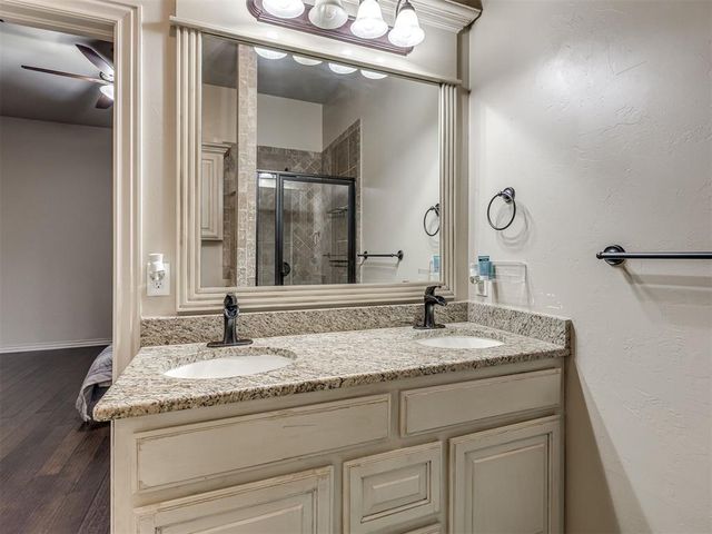 116 Boulevard Du Lac, Norman, OK 73071