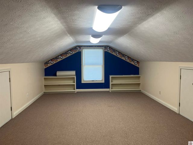 452 Tudor Blvd, Paducah, KY 42003