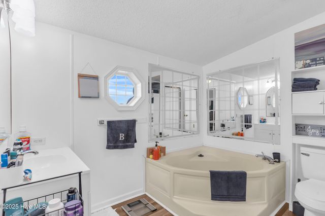 406 King Arthur Drive, Whiteville, NC 28472