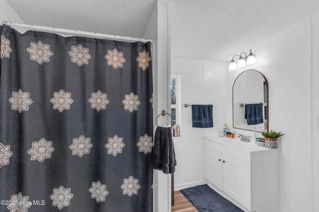 406 King Arthur Drive, Whiteville, NC 28472