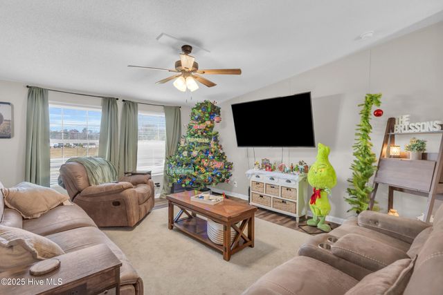 406 King Arthur Drive, Whiteville, NC 28472