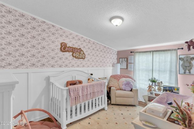 406 King Arthur Drive, Whiteville, NC 28472