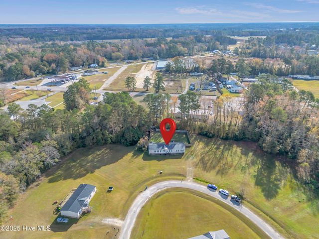 406 King Arthur Drive, Whiteville, NC 28472