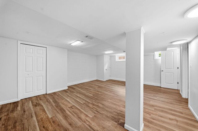 471 White Bear Avenue N, Saint Paul, MN 55106