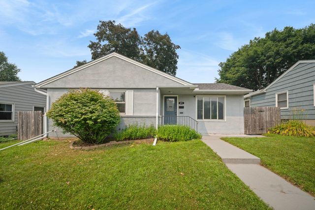 471 White Bear Avenue N, Saint Paul, MN 55106